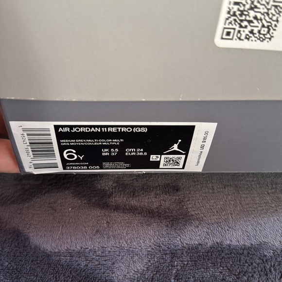 Air Jordan 11 Retro gray - Picture 5 of 5